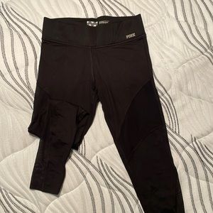 Black Victoria secret pink active leggings w/ mesh